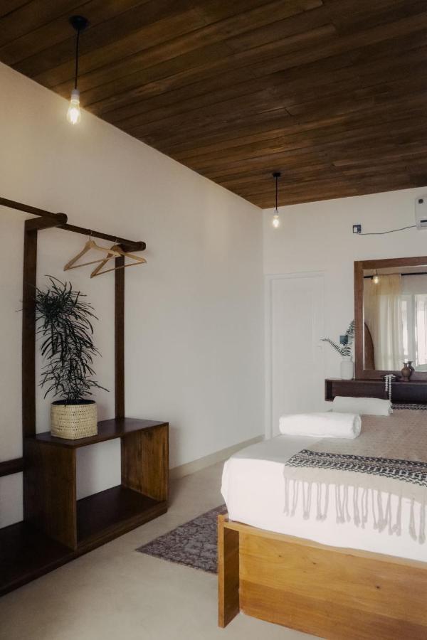 Hotel New- Gitano Surf Beachfront Ahangama Extérieur photo