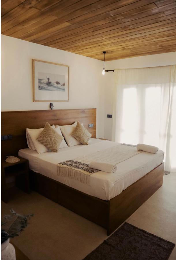 Hotel New- Gitano Surf Beachfront Ahangama Extérieur photo